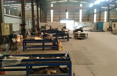 托輥組裝車(chē)間